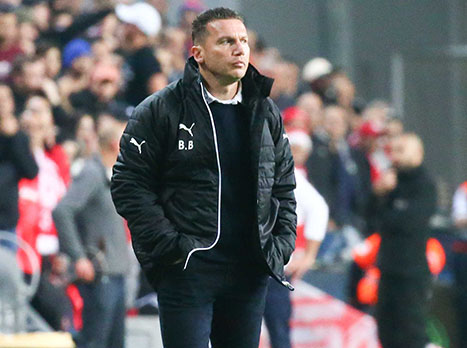 יכול להישאר רגוע. ברק בכר (דני מרון)