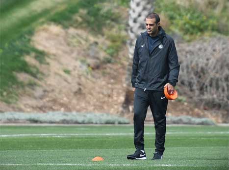 יצטרך להסתדר בלי ואליינטה. לוזון באימון הבכורה (מכבי חיפה)