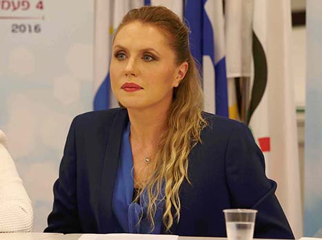 קריירה עשירה לגלושקוב (אלן שיבר)