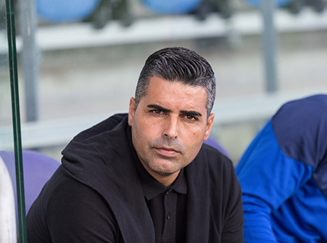 נפרד מרעננה. סילבס (עודד קרני)