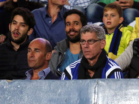 גולדהאר עם ביין. מכבי ת"א זקוקה למנכ"ל שחי ומבין בכדורגל (אלן שיבר)