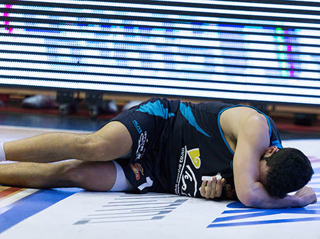 פציעה מדאיגה לרפי מנקו (עודד קרני, מנהלת הליגה)