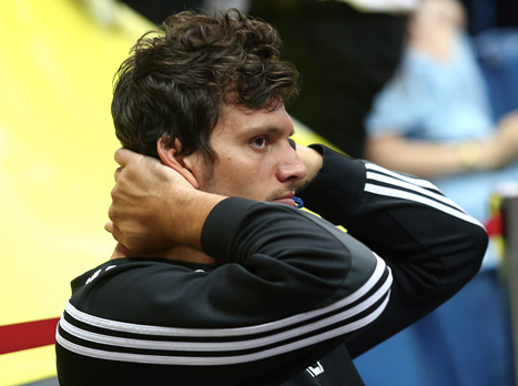 מביט מהצד. ג'נטילה (אלן שיבר)