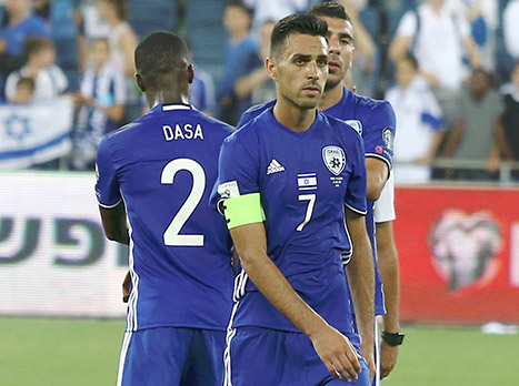 אין פה דור של שחקני הגנה גדולים ופנטזיסטים בחוד (אלן שיבר)