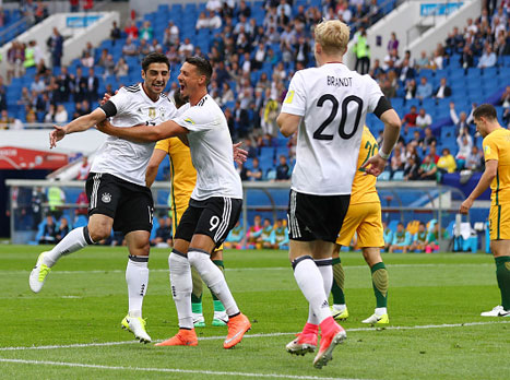 שטינדל מודה לברנדט (getty)