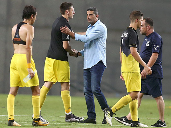 שחקני בית"ר הרבו להחמיץ (אלן שיבר)