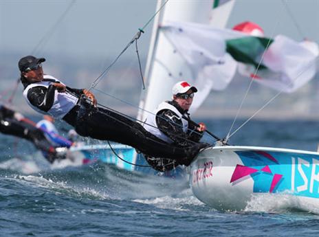 כהן עם בוסקילה. מסתבכת