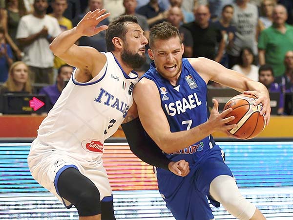 נתקלו בחומה (אלן שיבר)