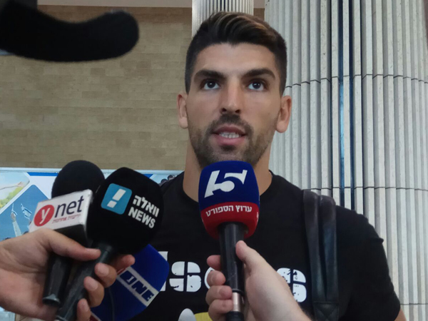 הרוש. בופון החמיא