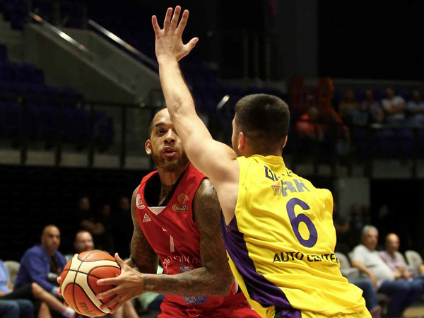 חולון לא מצאה פתרונות אליו. האריסון (אלן שיבר)