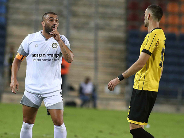 ערן לוי  שוב עשה צרות (אלן שיבר)