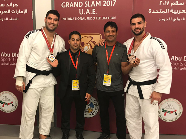 "שמתי את העקרונות והרגשות בצד"