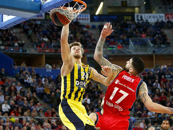 אלופת אירופה לא התקשתה לנצח אצל באסקוניה (getty)