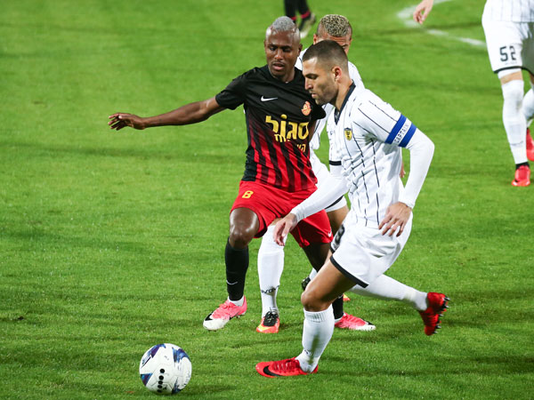 שכטר. דורש חוזה לשנתיים (דני מרון)