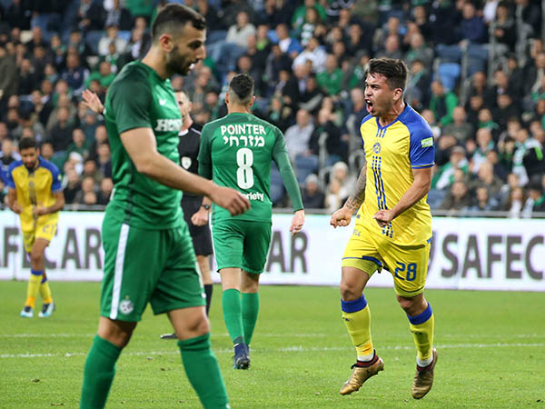 זאת שבוכה וזאת שצוחקת (יוסי שקל)