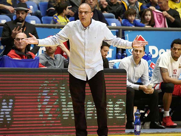 בית הלחמי. "הוא מדבר ישר לעניין, בלי שטויות" (אלן שיבר)