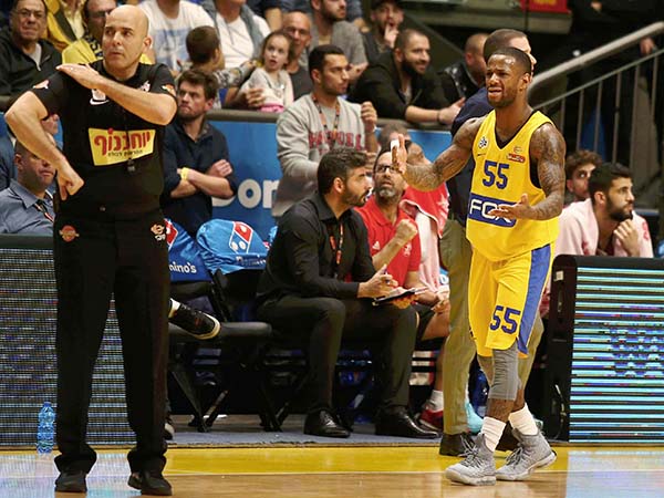 צריך להתעורר? ג'קסון (אלן שיבר)