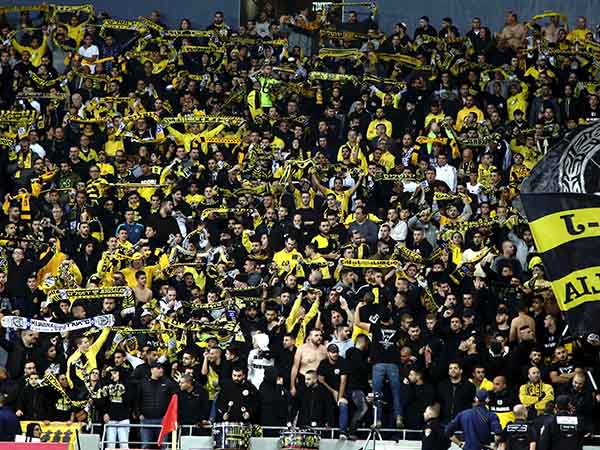 אוהדי בית"ר. תביעה ייצוגית נגד הבעלים (אלן שיבר)