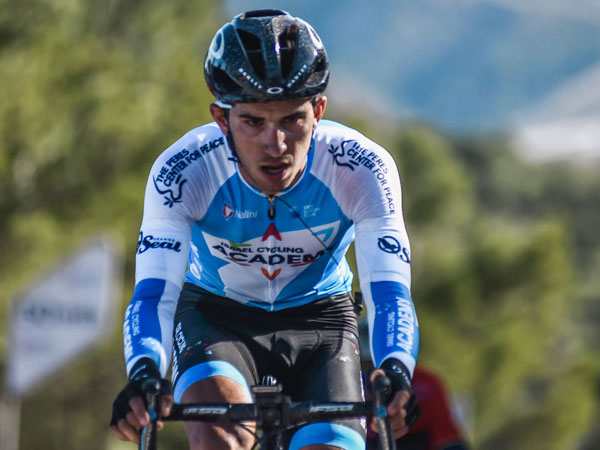 ניב. "מרוצה" (נועה ארנון)