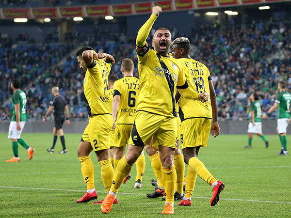 פרס על עונה אדירה. נתניה (יוסי שקל)