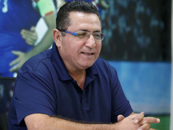 עיני: "חוויה ייחודית, מתנה נפלאה לכדורגל שלנו" (אלן שיבר)