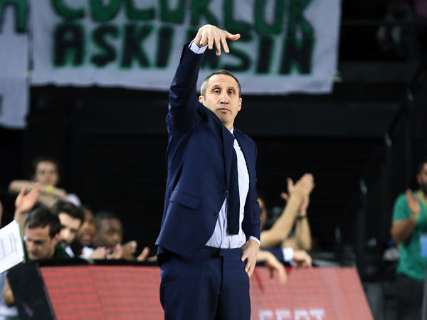 בלאט. 0:1 בסדרה (getty)