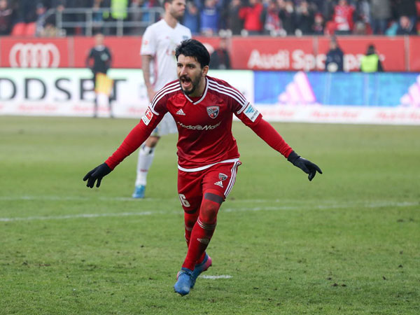 גם יענקל'ה שחר פנה אליו (Stefan bösl)