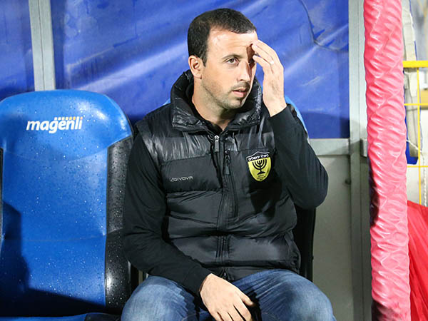 העתיד שלו על הכף? (אלן שיבר)