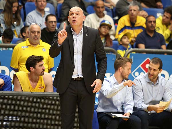 ספאחיה. הצהובים נשארו עם מסגרת אחת (אלן שיבר)