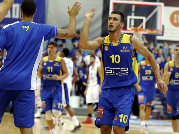 לוי. סוויפ עונתי (אלן שיבר)