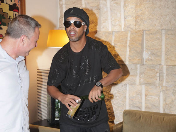 בשלישי יערוך מסיבת עיתונאים (שוקה כהן)