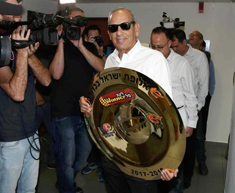 פרנקל וצלחת האליפות. איך הסאגה תסתיים? (אלן שיבר)