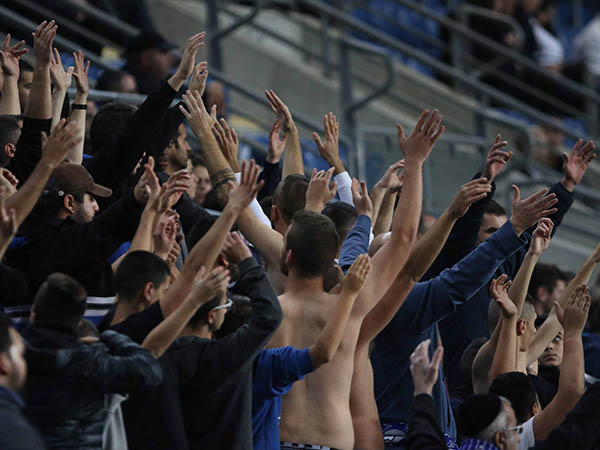 ואיזה מסכנים האוהדים (אלן שיבר)