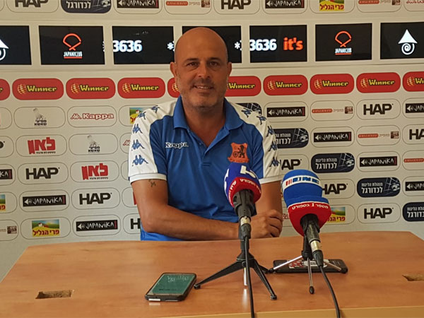 אבוקסיס. מתחיל מול אשדוד