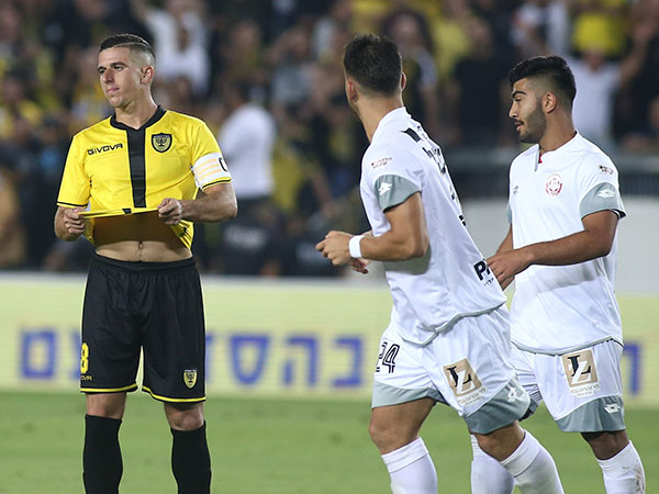 חוסר אונים בבית"ר ירושלים (צילום: אלן שיבר)