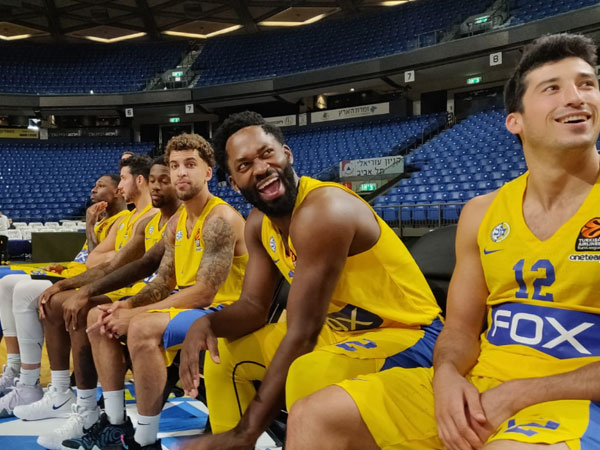 החיוכים שלפני במכבי ת"א