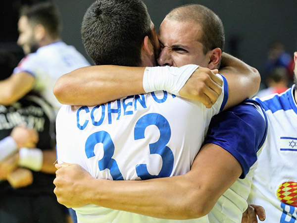 (הדר ואן קולא, איגוד הכדוריד)