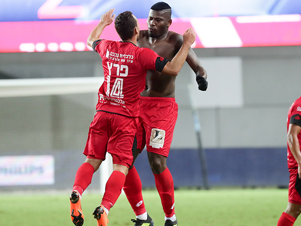 לוסיו. מלכי השערים נפגשים (דני  מרון)