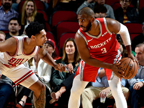 עוד ניצחון מוחץ לרוקטס (צילום: Bill Baptist/NBAE via Getty Images)