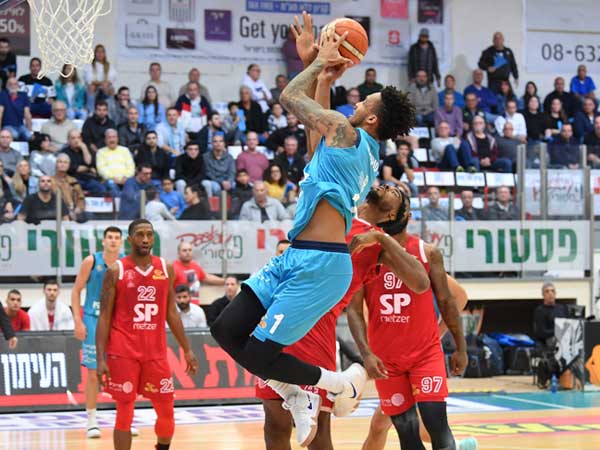 "מתחיל להראות את הפוטנציאל". טוקוטו (מנהלת הליגה)