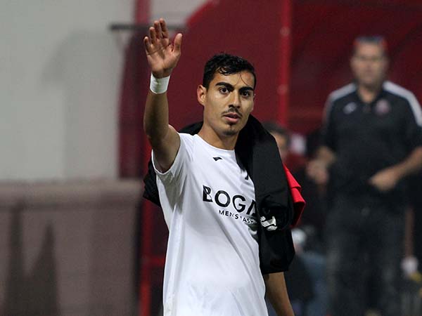 חוזז. בכושר נהדר (סוכנות ג'יני)