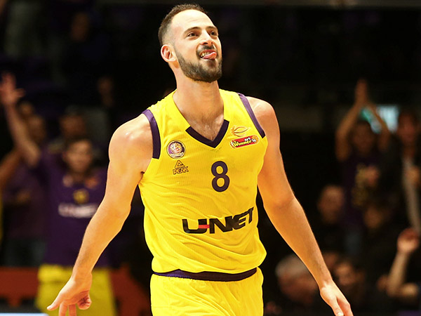 שמחון מודע לגודל המעמד (צילום: מנהלת הליגה)