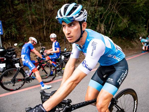 גיא ניב. הופעה נהדרת בטור של טיוואן (סייקלינג אקדמי)