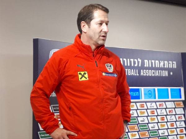 מחפש ניצחון בכורה בקמפיין, פודה