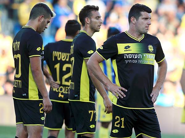 ינסו להתאושש עד לגמר. שחקני נתניה (אלן שיבר)