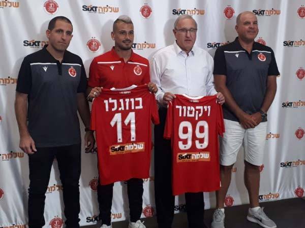 ספונסר חדש-ישן על החולצה