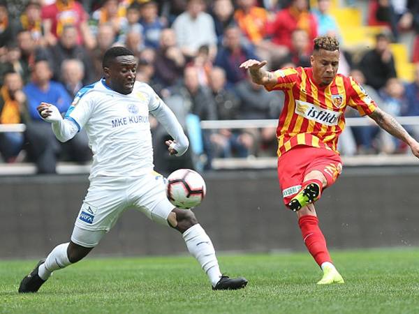 נראה כמו החתמה מבטיחה של חיפה (getty)