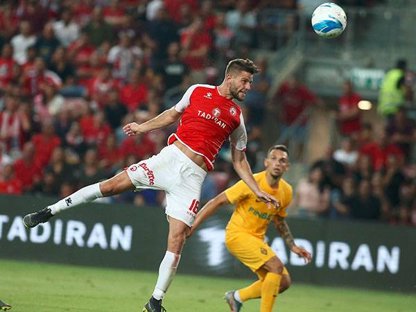 זכה למחמאות גם במשחק אתמול. שמיר (צילום: דני מרון)