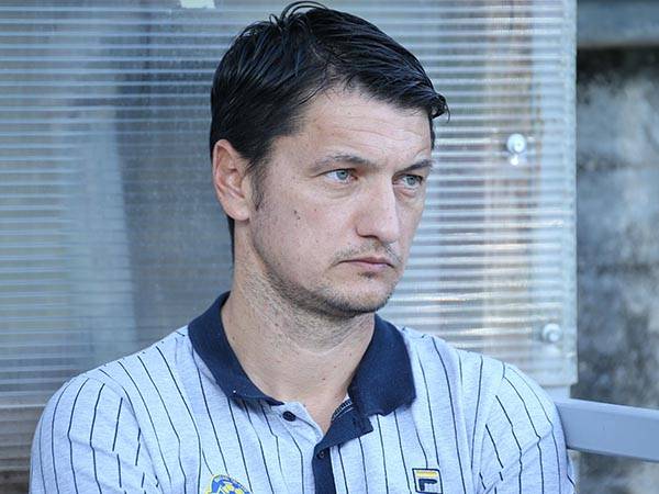 איביץ'. לוקח אחריות (סוכנות ג'יני)