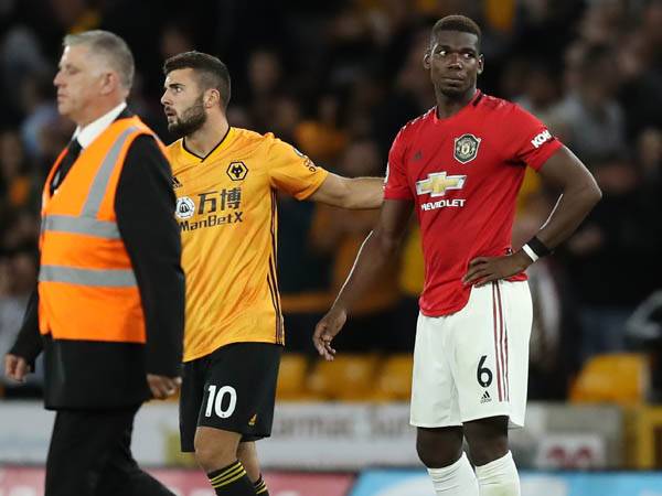 פוגבה. מרבה להחמיץ מהנקודה הלבנה (GETTY)